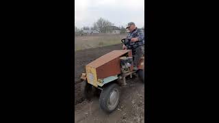 ОРАНКА, ОДНОКОРПУСТНЫЙ ПЛУГ, ПОДГОТОВКА ГРУНТА К ПОСАДКЕ КАРТОШКИ,SINGLE-HOUSE PLOW,