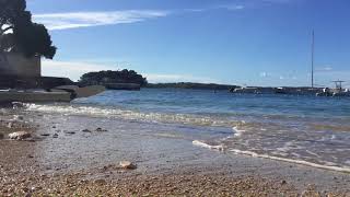 Relaxing waves on the beach 07-Nov-2017