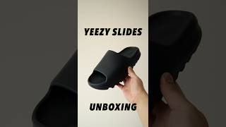 Yeezy Slides Unboxing - Dope or dumb?