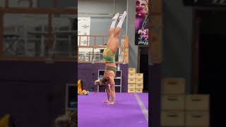 I LOVE HANDSTANDS | Rate my handstand flow #handstandflow