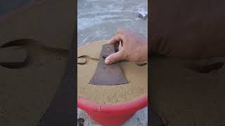 صهر المعادن صب علي الرمال صنعات جديده #satisfying #experiment #art #shorts