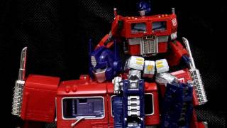 MP-10 Convoy Optimus Prime: Comparison Montage