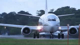 Boeing 737-400 da Estelar Linha Aéreas no translado dos jogadores do fortaleza  em Belém