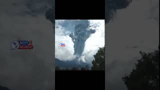 Erupción del volcán Merapi de Indonesia deja ciudades cubiertas de ceniza