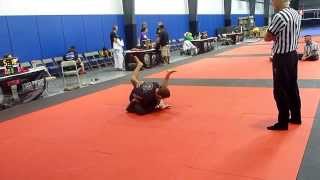 Brian Debes Lands "Leg in Triangle" in NoGi Competition "Pro" division