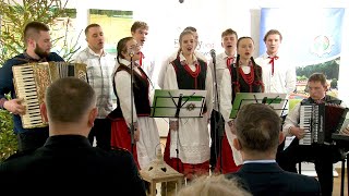 Koncert kolęd i pastorałek w wykonaniu uczniów ZSTM. Tomaszów Lubelski. "Mechanik dla Gabrysi"