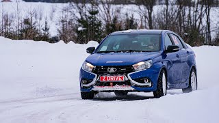 Lada Vesta Sport дубасит по зимней трассе