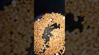 Homemade salted popcorn #shorts #asmr #asmrsounds #asmrvideo #food #popcorn #yummy #foodie #snack