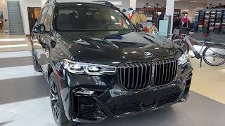 2022 BMW X7 40i M Sport Package with Black Sapphire