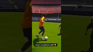 Ronaldinho best football skill Tutorial 💥⚽ #shorts #youtubeshorts #football