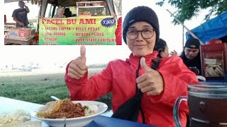 Makan Pecel Bu Ami Di Pinggir Kali Sangat Lezat ( Kota Malang )