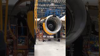 Rolls Royce RB211 air intake removal !! 🎥 by @the_jet_mechanic ! Follow @aviation_addict !