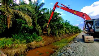 Excavator Long Arm Mendalamkan/Cuci Parit Berlumpur