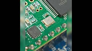 inside a PCB crystal oscillator (electronics)