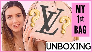 I BOUGHT MY FIRST DESIGNER BAG!!! 😍 Louis Vuitton Unboxing! My First Louis Vuitton Bag