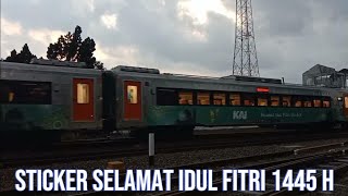 Sticker selamat idul Fitri 1445 H || mantap kereta api melintas memasuki stasiun Tasikmalaya