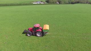 fert spreading with amazone 4200