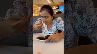 Minivlog || Cheat day lo brownie kummesa 😋😉|| Shopping + Food 👌|| Goa || #1minutevideo #ytshorts