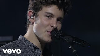 Shawn Mendes - There's Nothing Holdin' Me Back  (Live At The MTV VMAs / 2017)