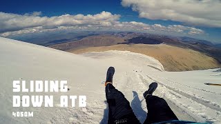 Алтай Таван Богд уулнаас цасаар гулгаж буух / Sliding down Altai Tavan Bogd