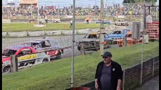 Skegness raceway 1300 saloon stock cars 14/4/24