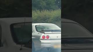 nissan skyline  r33 drifting