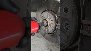 2013 Audi A4 Axel Nut Removal 19mm #shortvideo #viralvideo #shorts #short