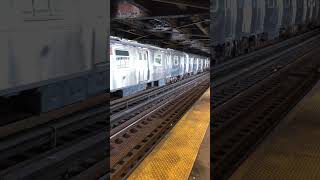 MTA (F) train at West 8th street, NY Aquarium