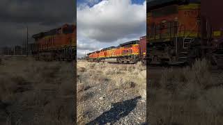 Longest BNSF train with 3 locomotives! #subscribe #shorts #youtube #train #youtuber #trainvideo