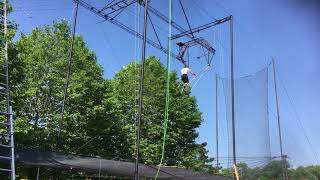 Structure Trapèze Volant Galaprini 2018 (04) : Roland à la balançoire.