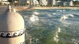 Pequeño oleaje en El Sardinero de Santander