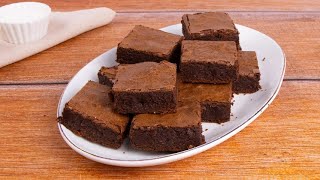 CHOCOLATE BROWNIES with a soft heart: so good and irresistible! 🤩