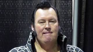 Honky Tonk Man shoots on Bret Hart, Stu Hart and Goldberg