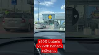 35 kWh dobito během nákupu #elektromobilita #ev #enyaq #skoda #lidl