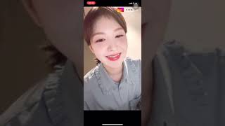 Wendy Red velvet speaking English IG Live