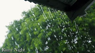 Sommeil fantastique avec fortes pluies, tonnerre léger et sons d'eau - pluie 4K pour se détendre