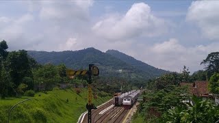 DI JEMBATAN STASIUN CIPEUNDEUY