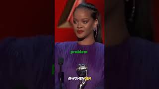 Rihanna says tell your friends of others races to" pull up"😏 for black issues😔..