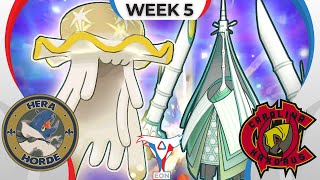 Who is the **BEST** ULTRA BEAST 👑💪 EWT S3W5 vs SixftHax (Carolina Haxorus) | Wi-fi Battle