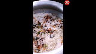 বাঙালি স্টাইলে ফ্রাইড রাইস #friedrice#friedricerecipe#easyrecipe #shortsvideo#youtubeshorts#cooking