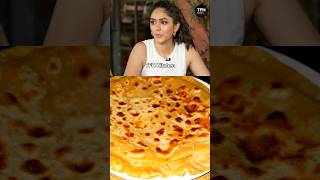 MRUNAL THAKUR ki favourite PARATHA recipe 😍🔥 #shorts #mrunalthakur #viralrecipe #paratha #food