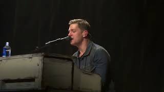 Rob Thomas - "Here's Lookin' at You Kid" (Gaslight Anthem cover) - Atlantic City, NJ 1-14-18