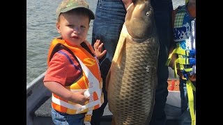 25lb carp caught with rod and reel