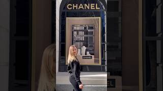 Style your home like Chanel! Video guide how to create a Chanel inspired interior. #chanel #interior