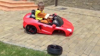 The wheel fell off on the red lambo car