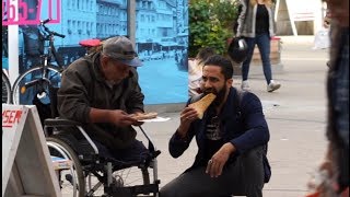 Als ich einen OBDACHLOSEN nach Essen fragte, passierte das...