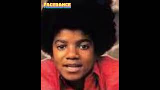 YOUNG MICHAEL JACKSON IS SINGING