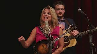 Woodsongs #1053: Rhonda Vincent and The Rage