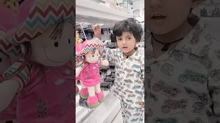 Eshita ne shopping mall mei Kari dher sari Masti☺️ #viral #trending #trendingshorts#ytshorts #shorts