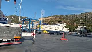 boom lifting Seamist2 Oyster yachts